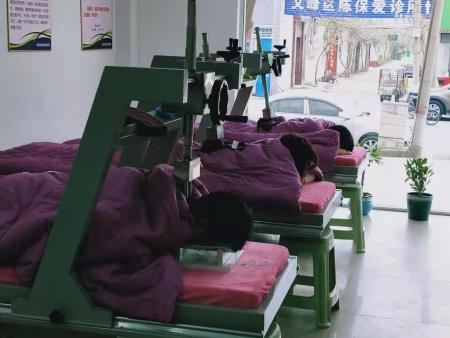 如何自己按摩肩頸 家庭肩頸按摩手法